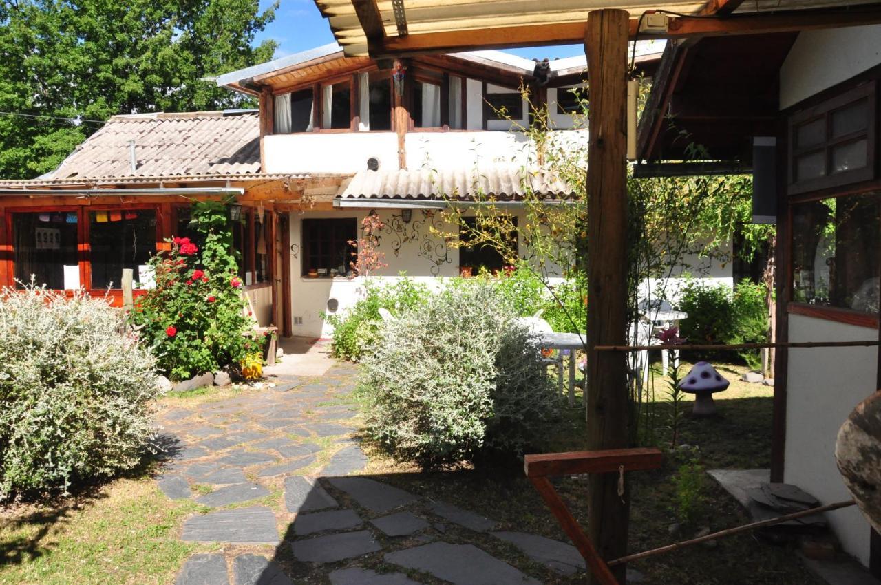 La Casa Del Arbol - Hostel El Bolson Exterior photo